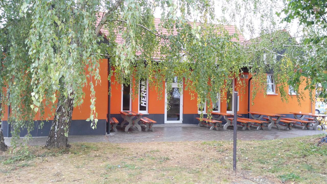 Bed and Breakfast Bed & Parking Eurobit Hrusky  Exterior foto